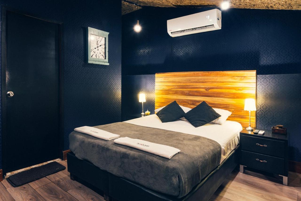 The Clock Hostel & Suites Cartagena Exteriör bild