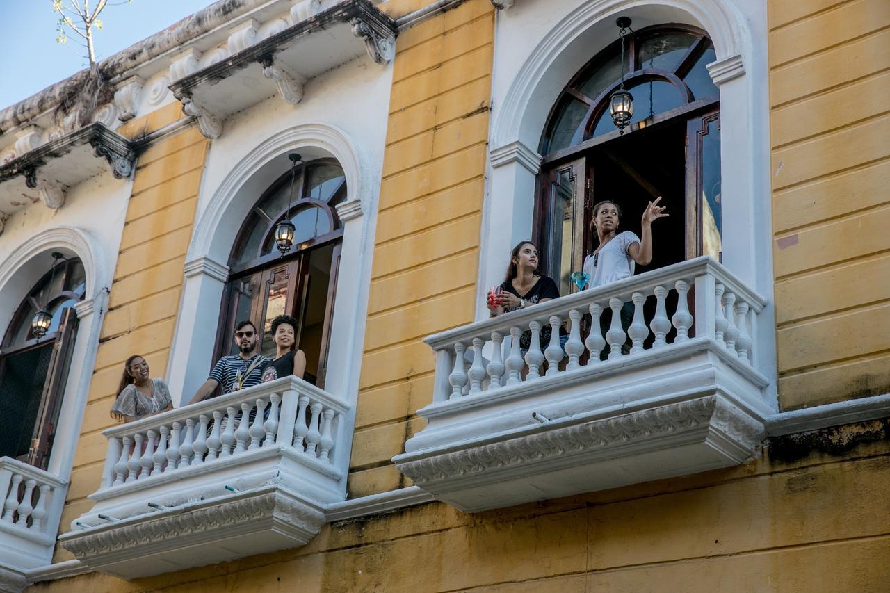 The Clock Hostel & Suites Cartagena Exteriör bild